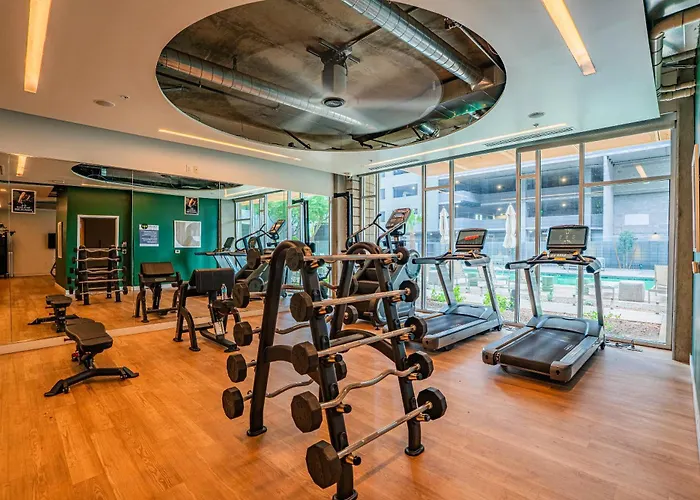 Apartment Unwind Near Phx Dt Gym Balcony Pool Parking Wd