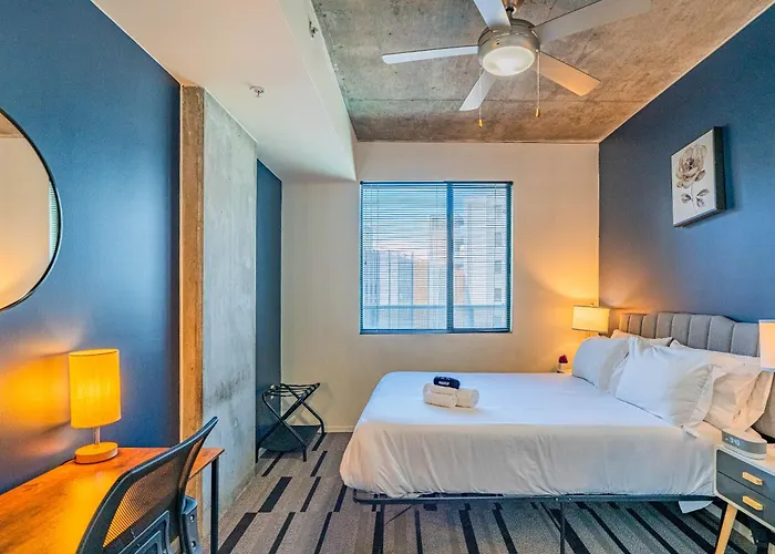 Unwind Near Phx Dt Gym Balcony Pool Parking Wd Phoenix