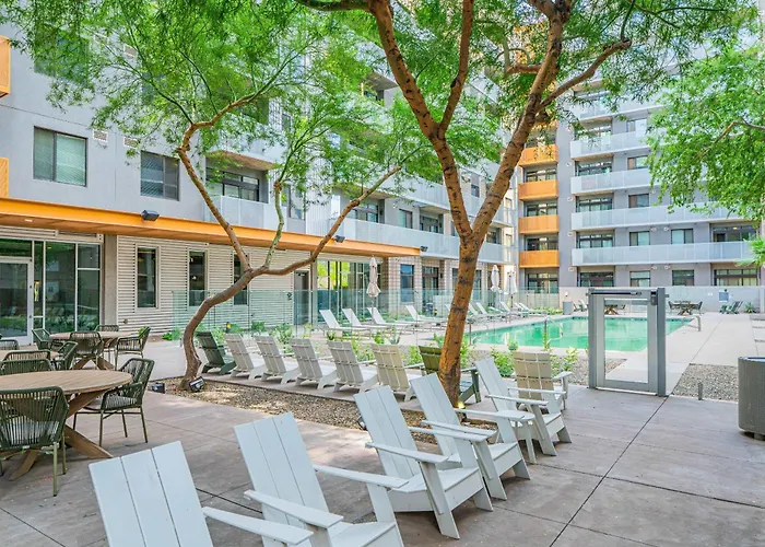 Apartment Unwind Near Phx Dt Gym Balcony Pool Parking Wd Phoenix