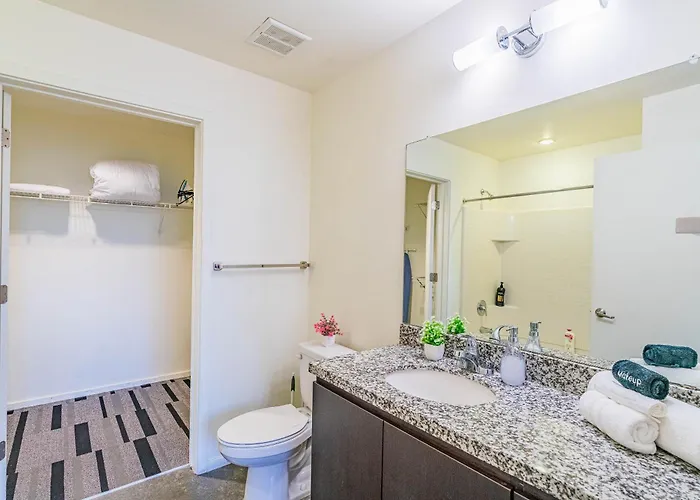 Unwind Near Phx Dt Gym Balcony Pool Parking Wd Phoenix