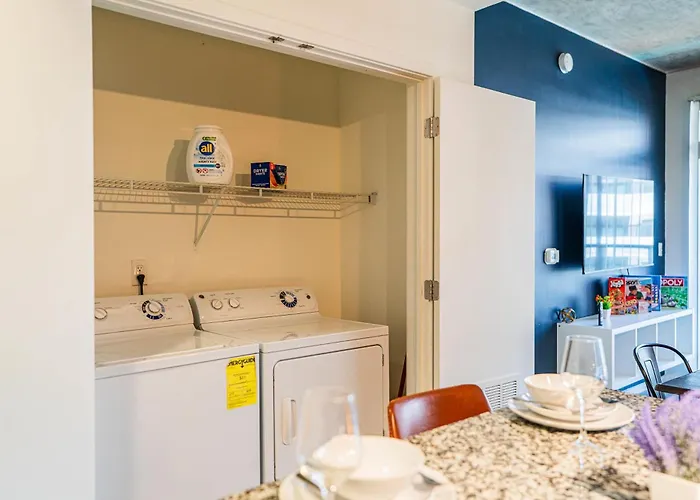 Apartment Unwind Near Phx Dt Gym Balcony Pool Parking Wd