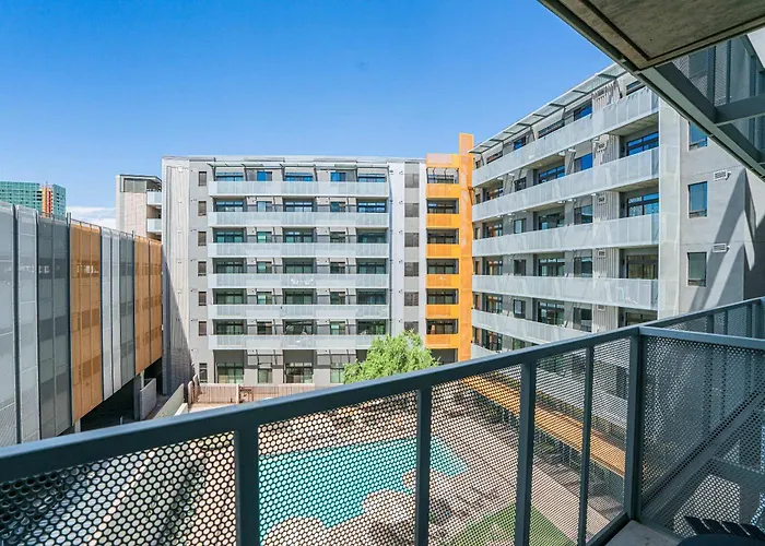 Unwind Near Phx Dt Gym Balcony Pool Parking Wd Apartment *