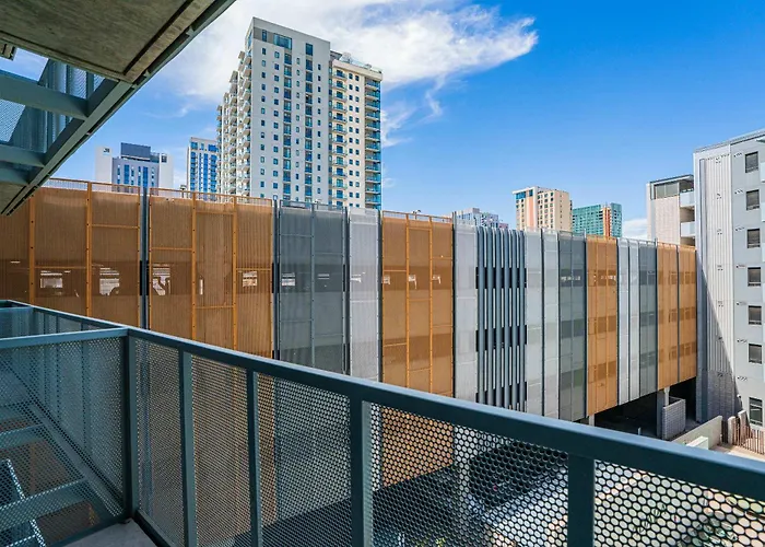 Apartment Unwind Near Phx Dt Gym Balcony Pool Parking Wd